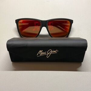 Maui Jim Black Sunglasses Arm